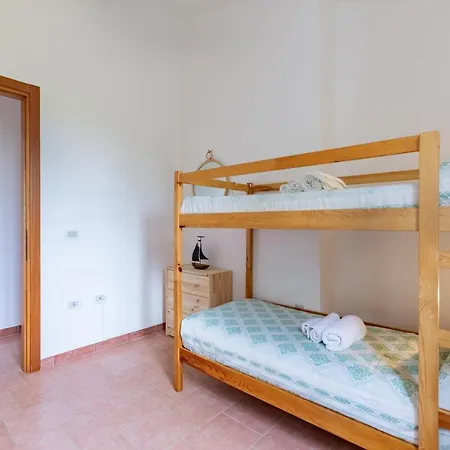 Apartamento Ampia Casa Su Due Piani Con Doppi Servizi Calasetta