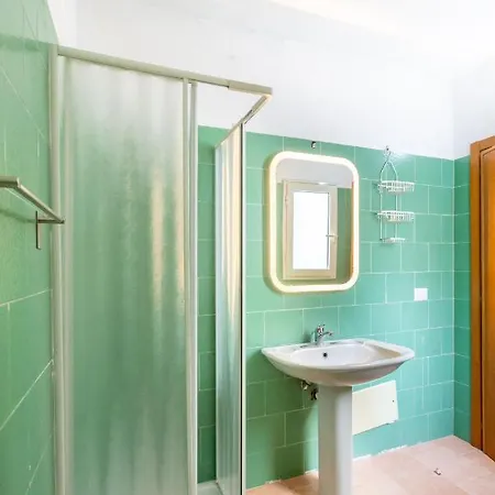 Apartamento Ampia Casa Su Due Piani Con Doppi Servizi