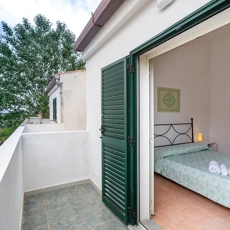 Apartment Ampia Casa Su Due Piani Con Doppi Servizi Calasetta