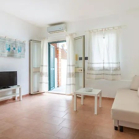 Ampia Casa Su Due Piani Con Doppi Servizi * Calasetta